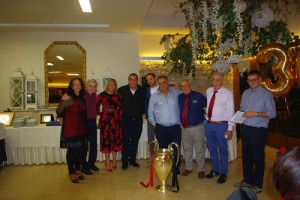 foto-con-il-consiglio-del-club