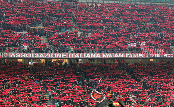 Trofeo Berlusconi… Coloriamo lo stadio!