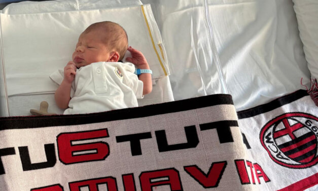 Un nuovo rossonero è con noi…